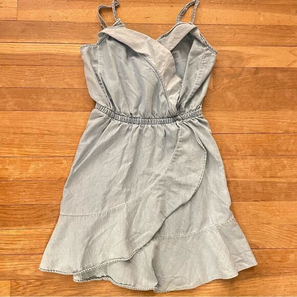 Express light blue spaghetti strap dress size XS B11 - Picture 1 of 3